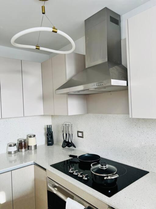 Apartamento 2 Habitaciones, Edificio Airali, Zona 10, Miradolo Ciudad Guatemala Eksteriør billede