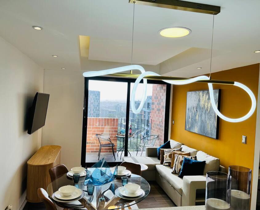 Apartamento 2 Habitaciones, Edificio Airali, Zona 10, Miradolo Ciudad Guatemala Eksteriør billede