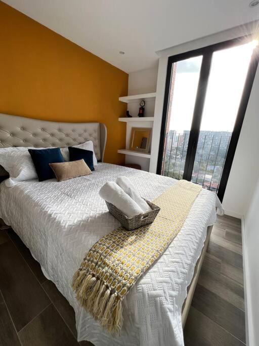 Apartamento 2 Habitaciones, Edificio Airali, Zona 10, Miradolo Ciudad Guatemala Eksteriør billede