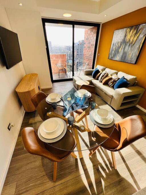 Apartamento 2 Habitaciones, Edificio Airali, Zona 10, Miradolo Ciudad Guatemala Eksteriør billede